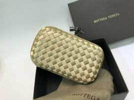 Picture of Bottega Veneta Handbags _SKUfw184060496fw